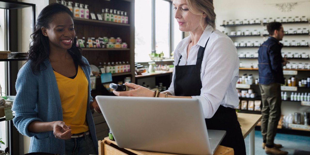 Vistaprint Report Says Many Consumers Will Shop More Small Businesses in 2018