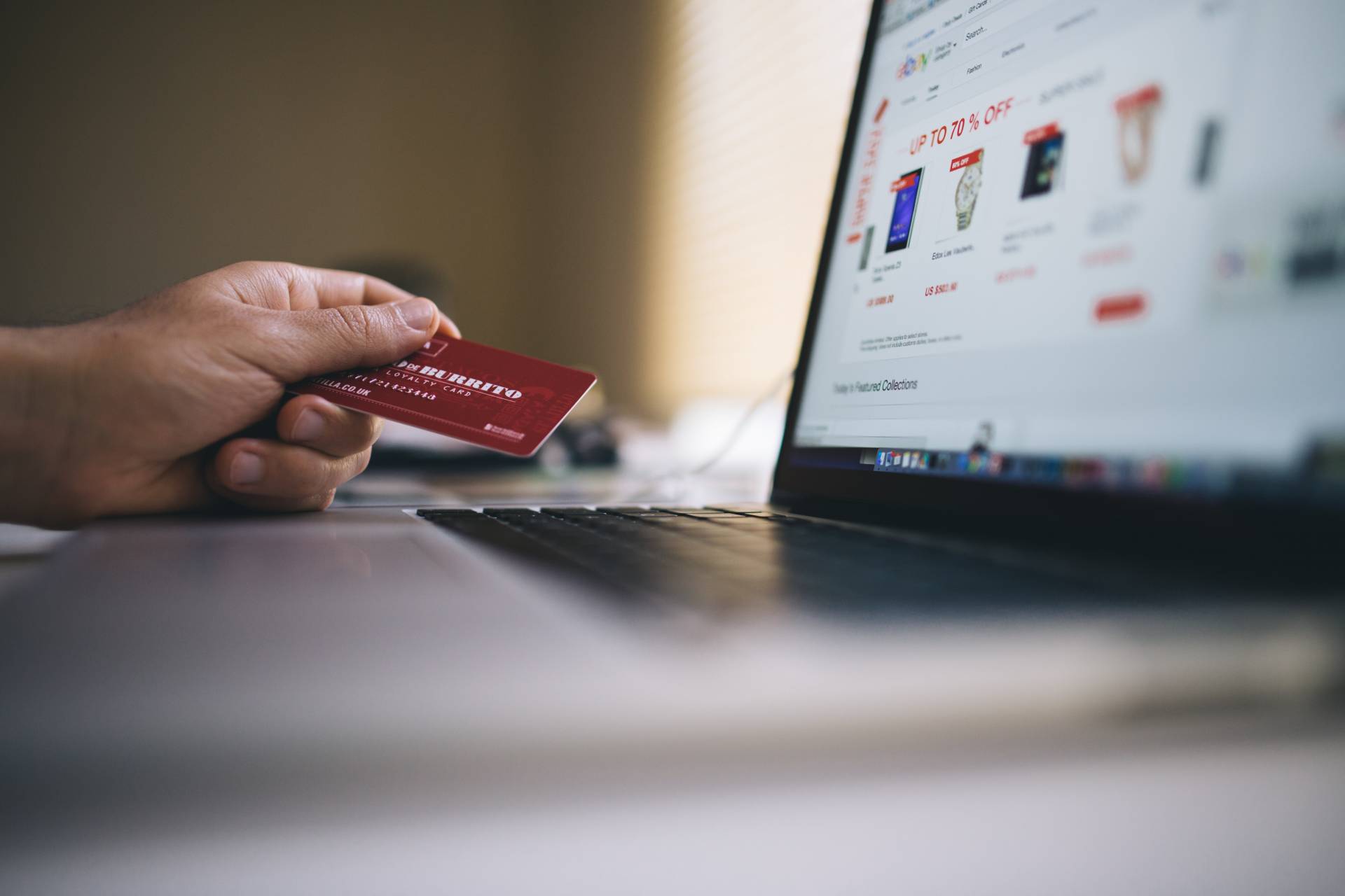 Online Shopping: How Different Factors can Impact your Small Business