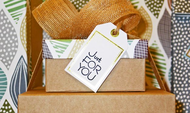 The Perfect Holiday Guide for Small Business Client Gifts
