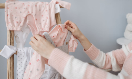 How to Target the Right Audience for Your Baby Clothes Website